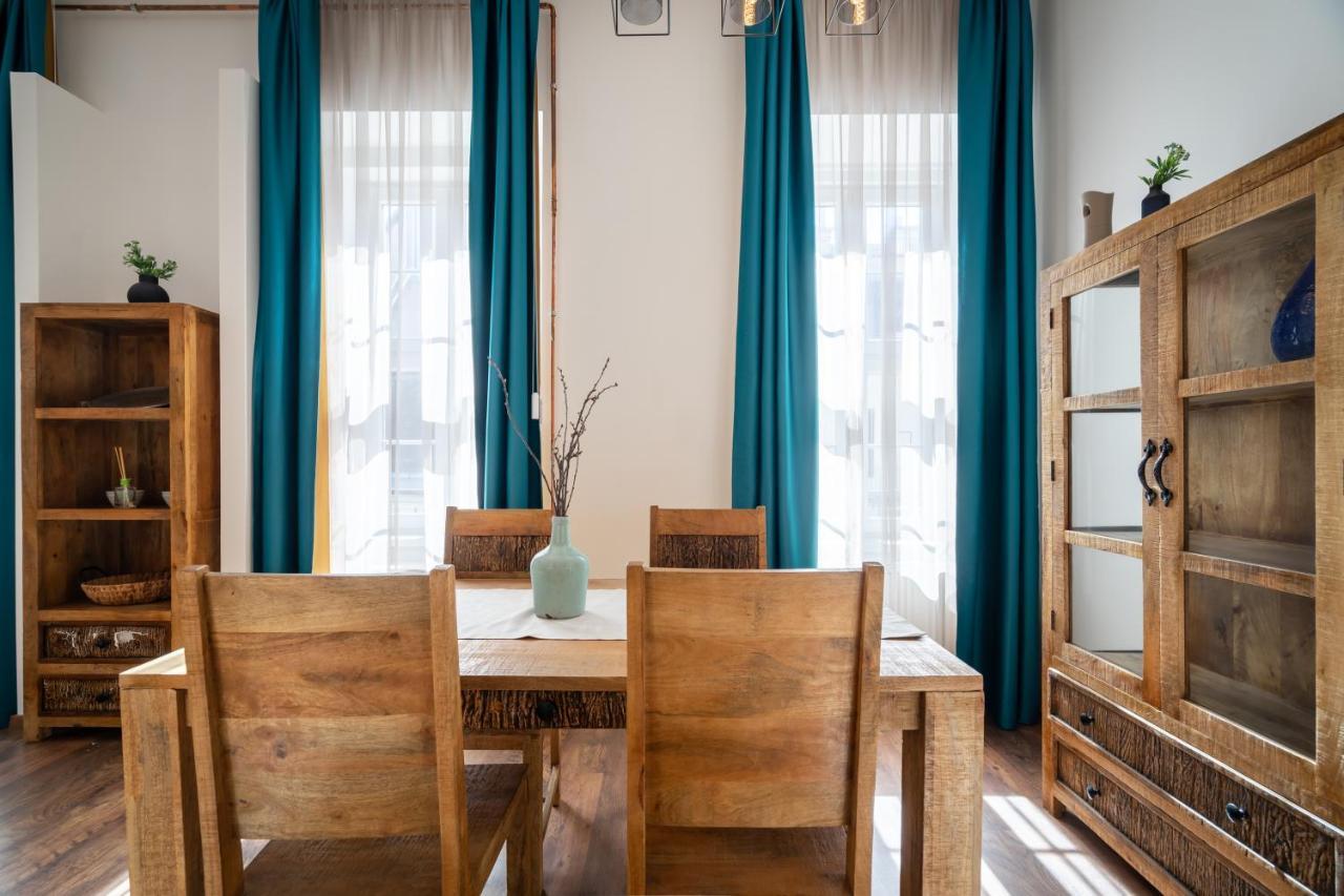 Basilika View Elegant Suite Need Reservation For Free Parking بودابست المظهر الخارجي الصورة